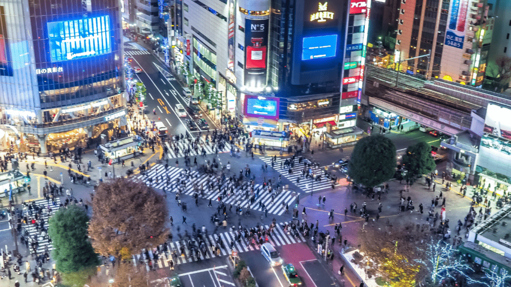 Shibuya Crossing de Tokio en el Viaje a Japón en grupo 2026